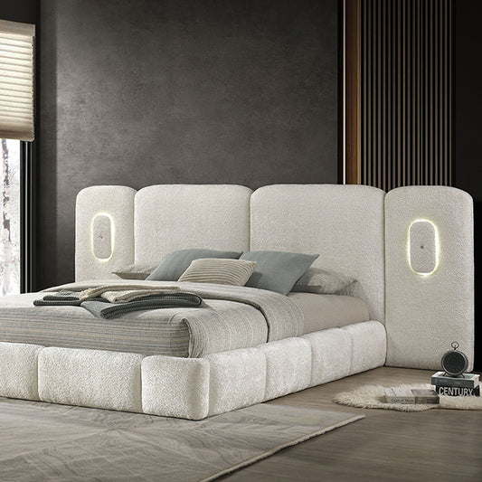 Newhaven - E.King Bed