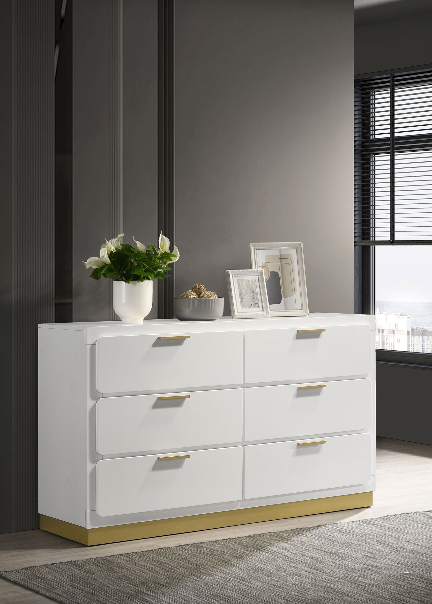 Caraway 6-drawer Dresser White Caraway 6-drawer Dresser White