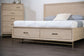 Sandnes - Queen Bed
