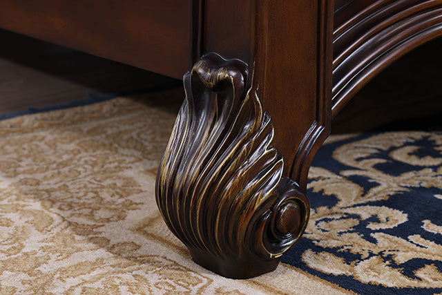 Francione - 5 Pc Queen Bedroom Set