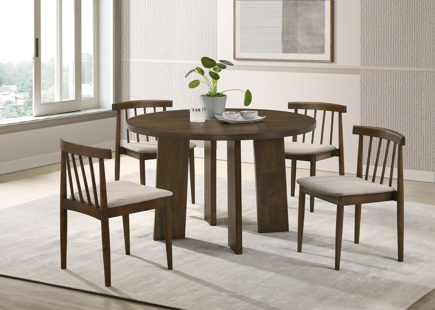 Strouse 47-inch Round Wood Dining Room Table Walnut