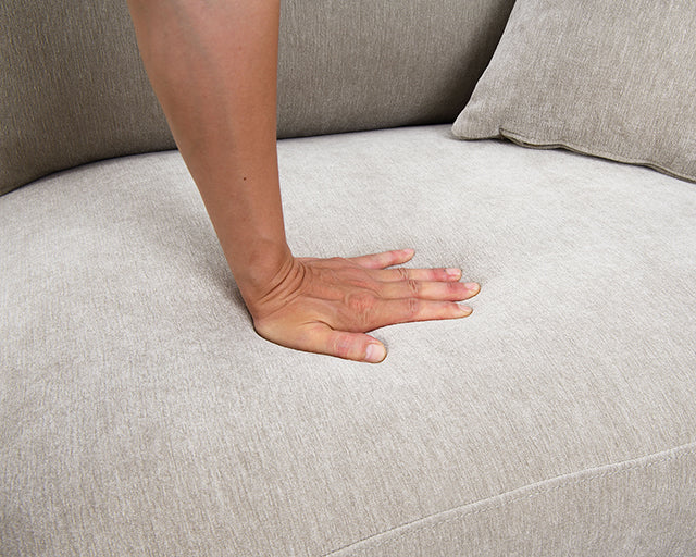 Watton - Loveseat