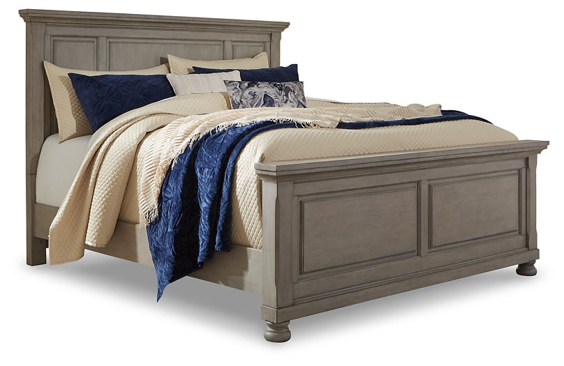 Lettner Queen Panel Bed with Dresser