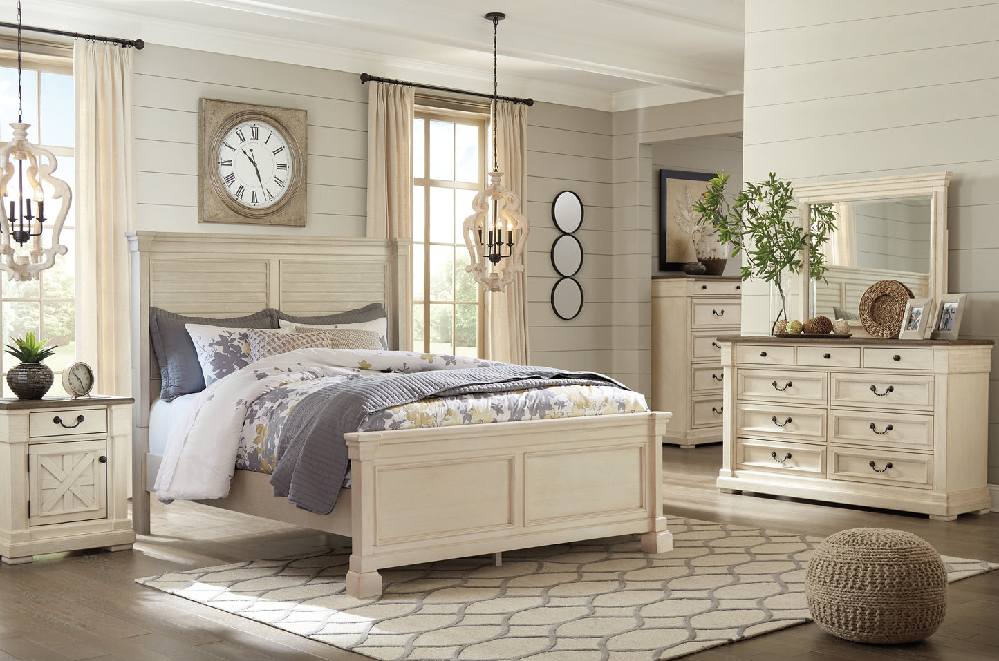 Bolanburg Queen Panel Bed with Mirrored Dresser, Chest and Nightstand